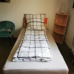شقة 13