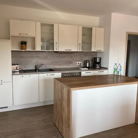 Апартаменты 13 *